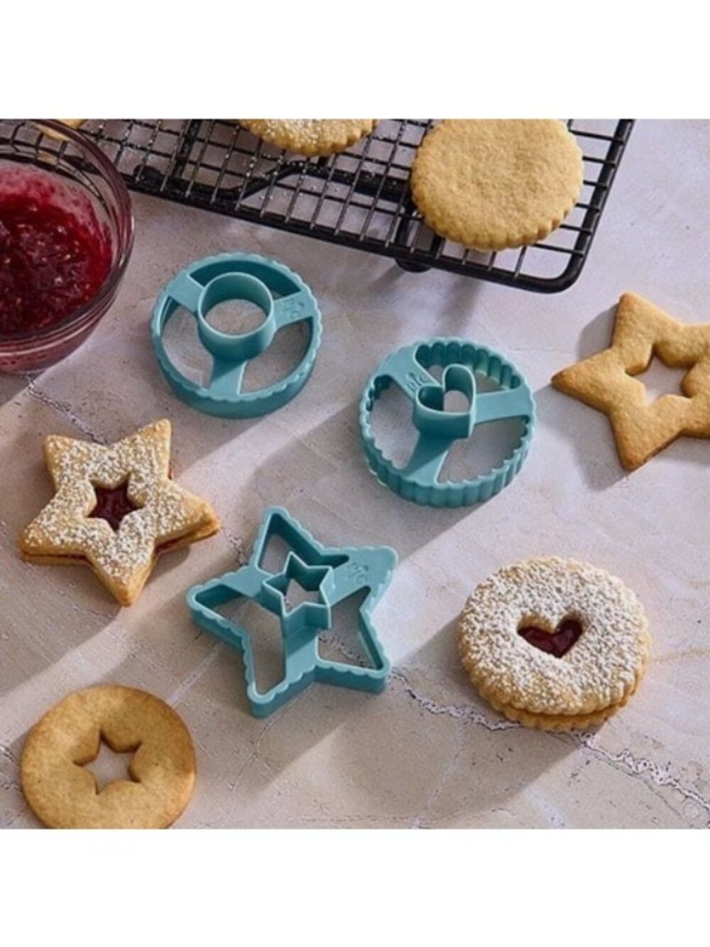 3-pc NEW Pampered Chef Linzer Cookie Cutter Set 101221 Teal (Star, Heart, Round)